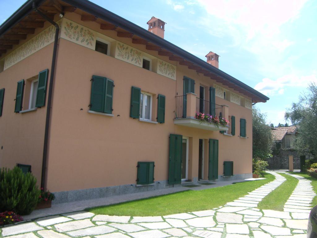 Villa Dei Fiori เบลลาโจ ภายนอก รูปภาพ